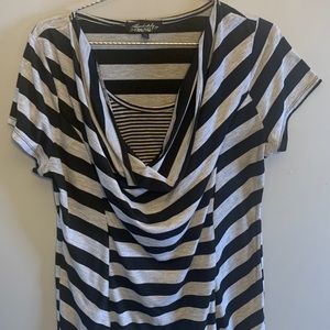 Grey and black stripe short sleeve tshirt, L